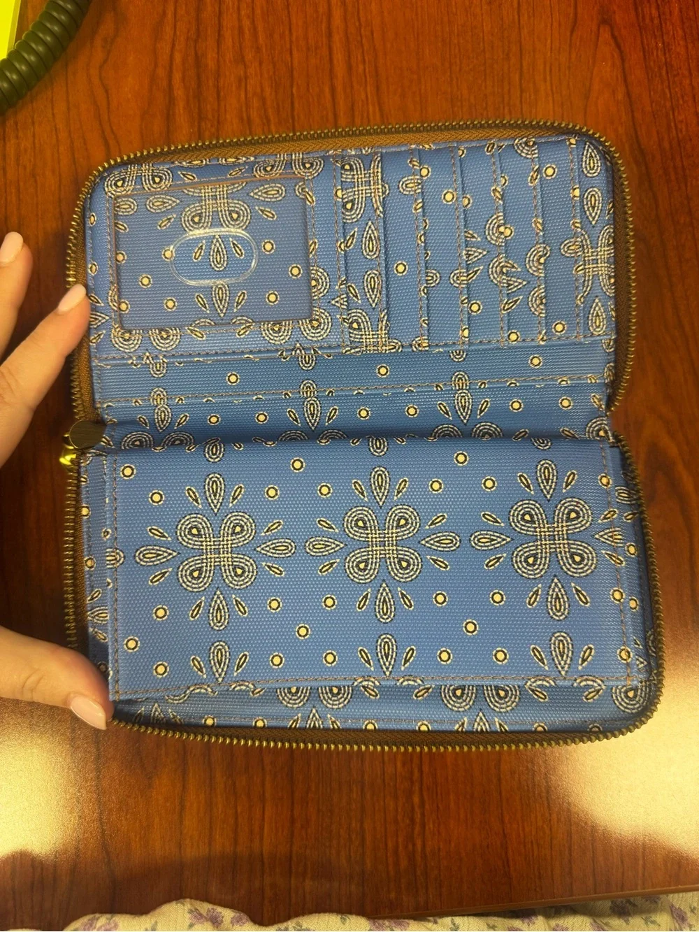 HOBO blue zip